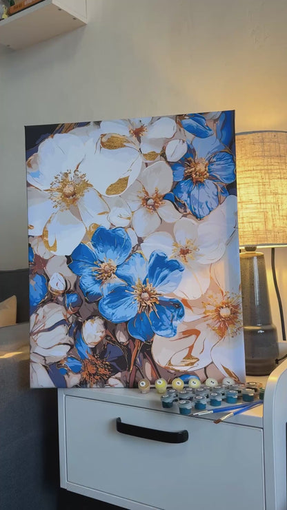 Maľovanie podľa čísel na ráme 40*50 cm Bielomodré kvety s metalickými farbami LW 3293